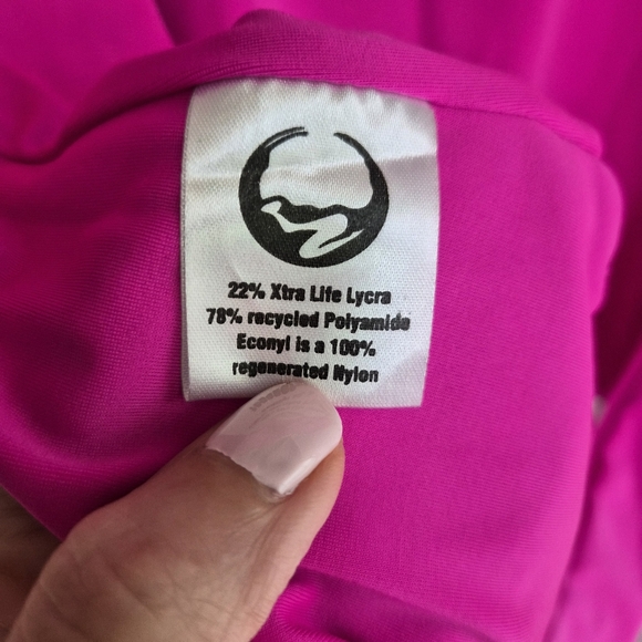 Makara Luna Vibrant Pink Long Sleeve One Piece Swimsuit Sz L - Picture 9 of 11